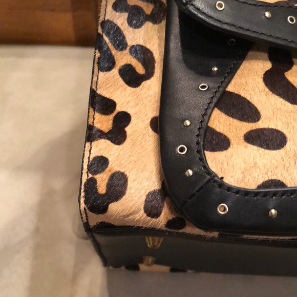 Koret Leopard Purse - Picture 10 of 15